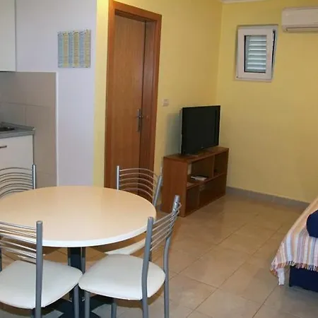 Sinisa Apartment Makarska